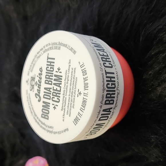 Sol De Janeiro Bom Dia Bright Body Cream with Vitamin C - Picture 3 of 3